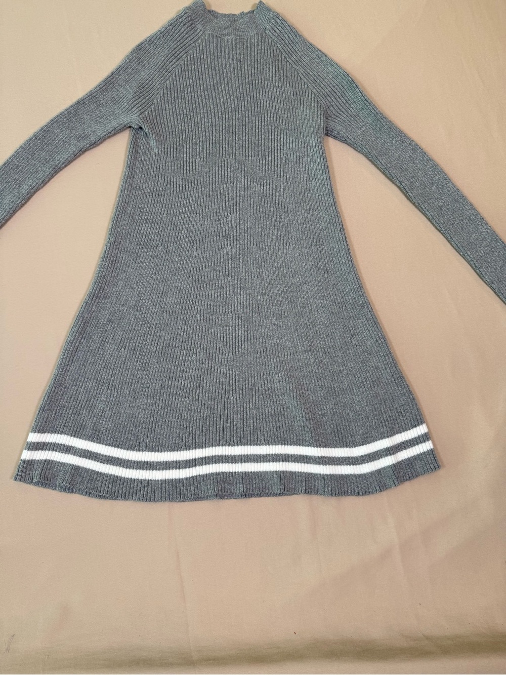 Abercrombie Kids Gray Ribbed A-Line Sweater Dress, Size 9/10.